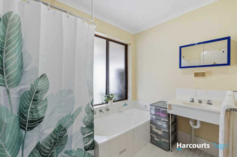 Photo - 6 Santana Court, Aberfoyle Park SA 5159 - Image 11