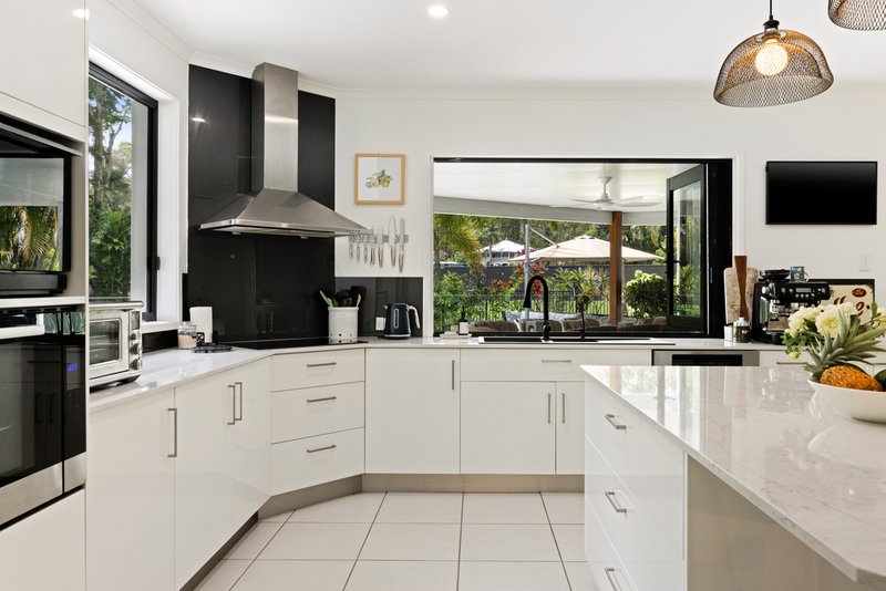 Photo - 6 Sawreys Road, Forest Glen QLD 4556 - Image 11