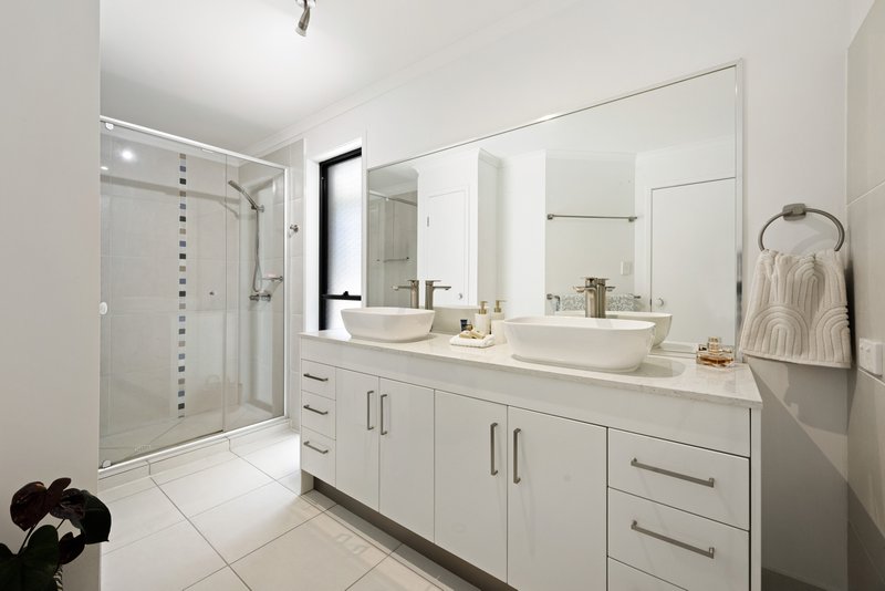 Photo - 6 Sawreys Road, Forest Glen QLD 4556 - Image 23