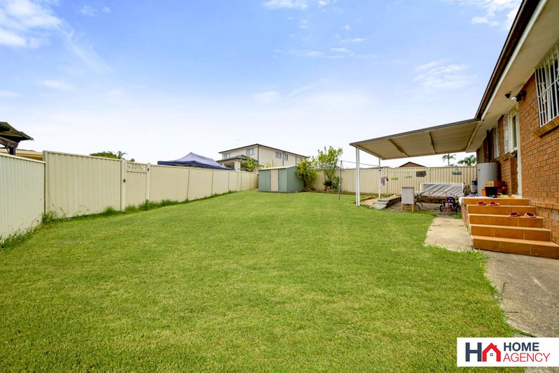 Photo - 6 Schubert Pl , Bonnyrigg Heights NSW 2177 - Image 6