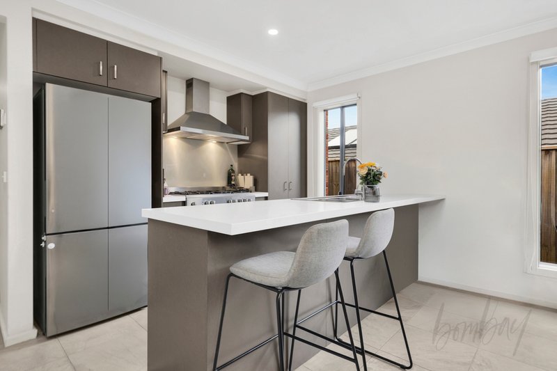 Photo - 6 Scotchmer Crescent, Mernda VIC 3754 - Image 3