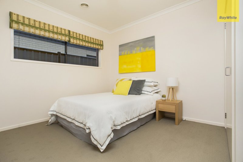 Photo - 6 Scotney Road, Craigieburn VIC 3064 - Image 9