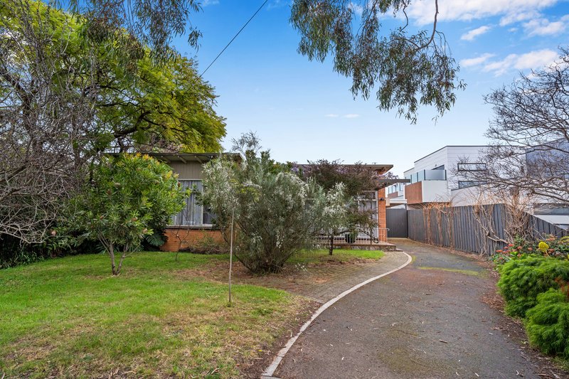 Photo - 6 Scotsburn Grove, Werribee VIC 3030 - Image 1