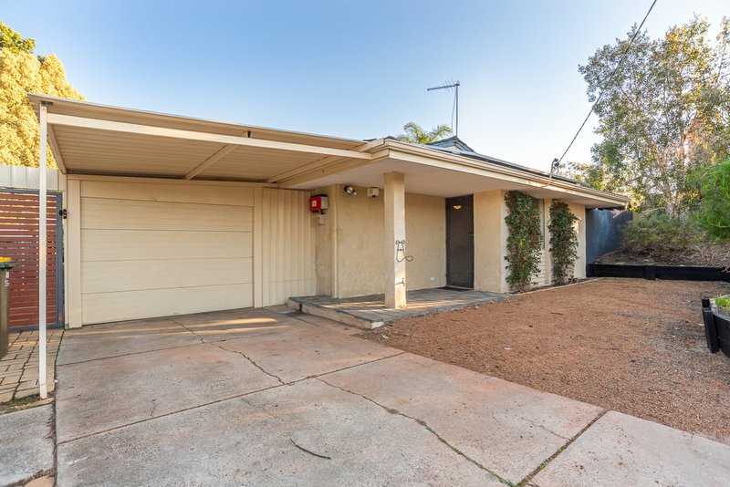 6 Scutti Place, Koondoola WA 6064