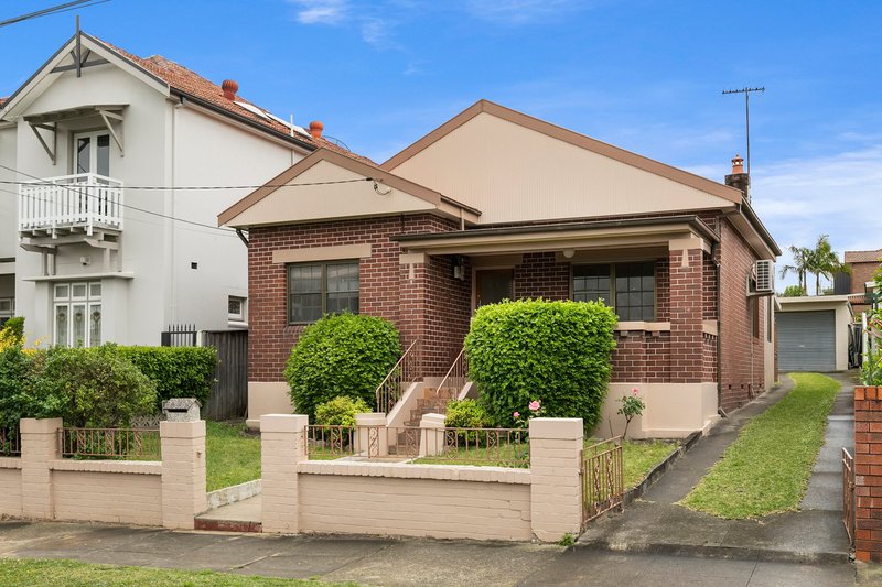 6 Seabrook Avenue, Russell Lea NSW 2046