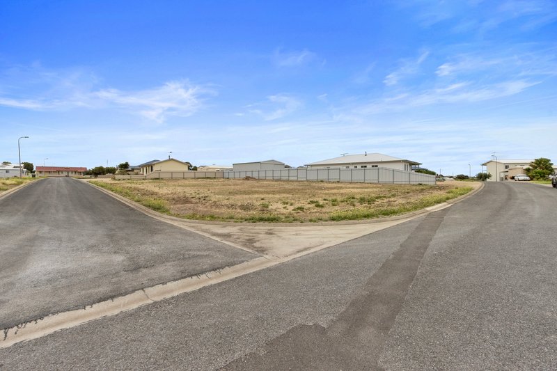 Photo - 6 Seascape Road, Point Turton SA 5575 - Image 3