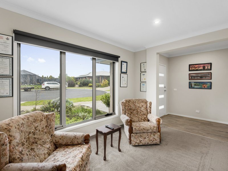 Photo - 6 Seaspray Court, Indented Head VIC 3223 - Image 8