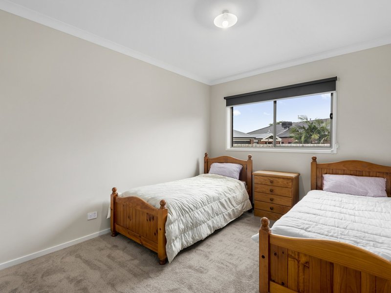 Photo - 6 Seaspray Court, Indented Head VIC 3223 - Image 10