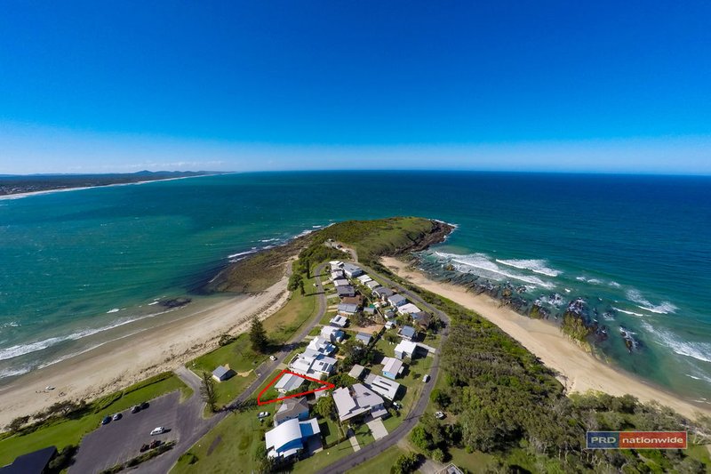 Photo - 6 Second Avenue, Arrawarra Headland NSW 2456 - Image 18