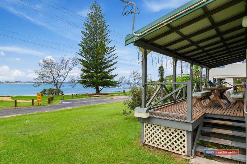 Photo - 6 Second Avenue, Arrawarra Headland NSW 2456 - Image 21