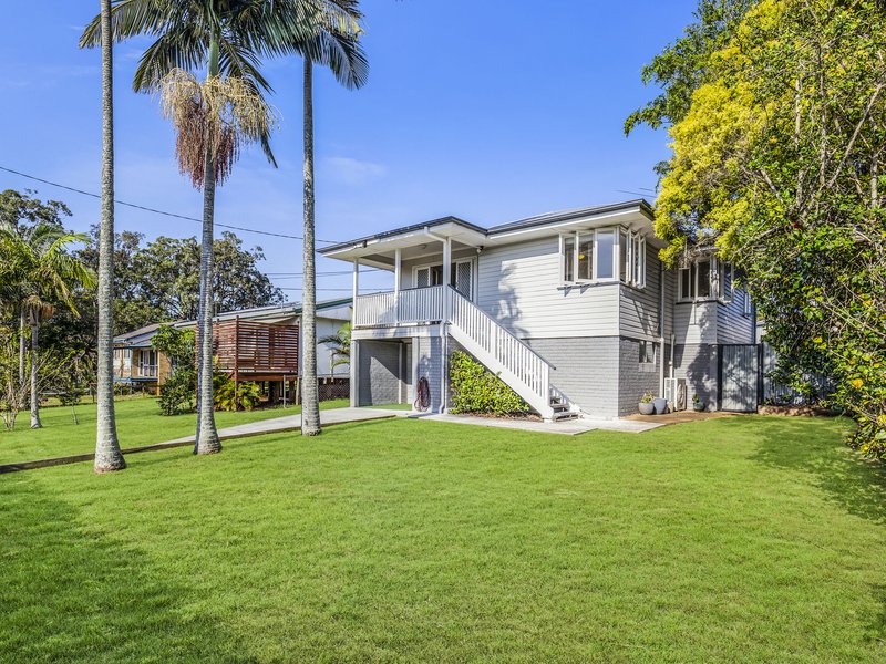 Photo - 6 Selcroft Street, Manly West QLD 4179 - Image 2