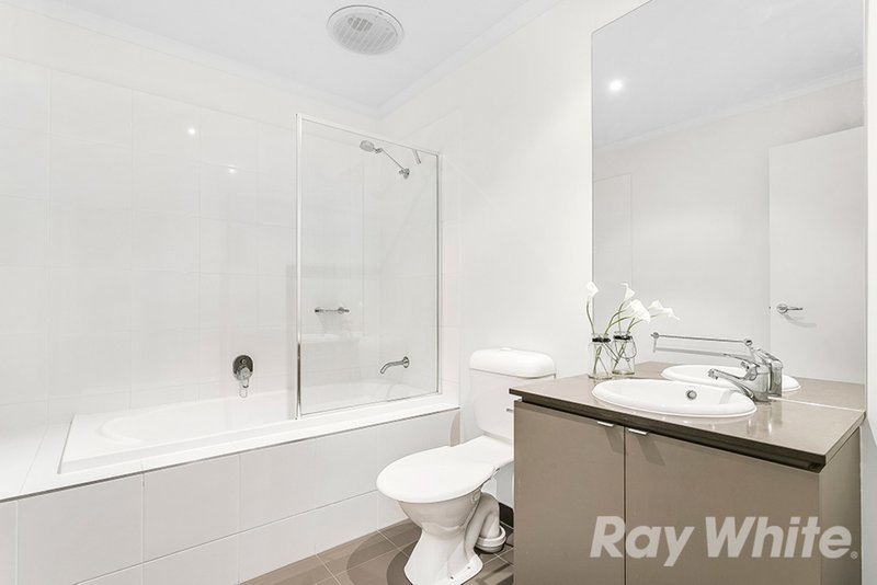 Photo - 6 Selhurst Park Road, Mulgrave VIC 3170 - Image 9