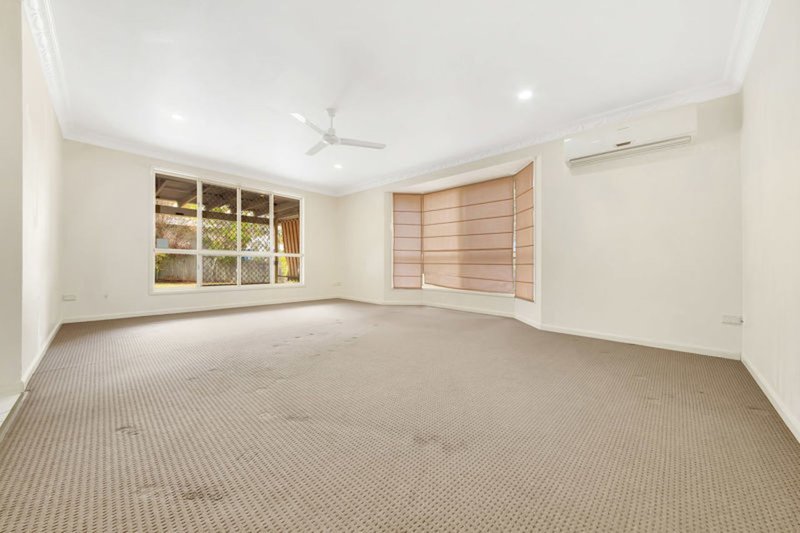 Photo - 6 Selwyn Close, Telina QLD 4680 - Image 14