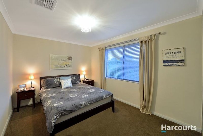 Photo - 6 Senecio Way, Halls Head WA 6210 - Image 16