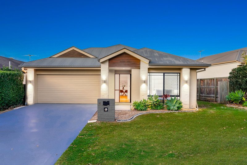 6 Senior Close, North Lakes QLD 4509