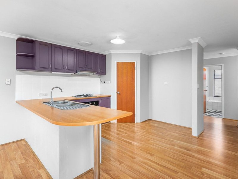 Photo - 6 Serpentine Way, Usher WA 6230 - Image 6