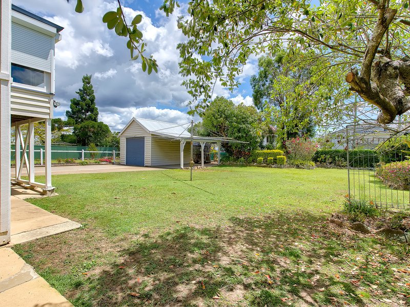 Photo - 6 Seventh Avenue, Kedron QLD 4031 - Image 2