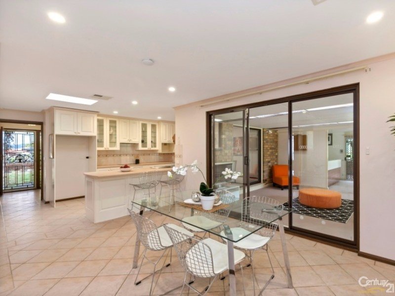 Photo - 6 Sevres Court, Modbury Heights SA 5092 - Image 10