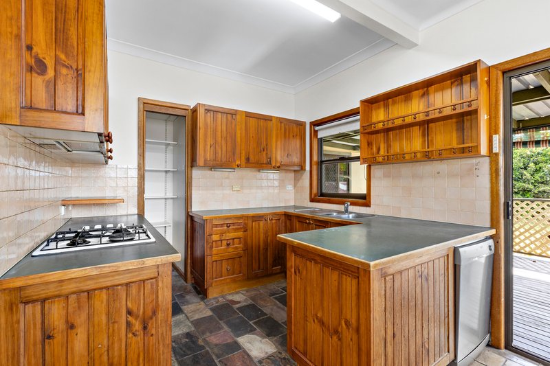 Photo - 6 Sewell Avenue, Seven Hills NSW 2147 - Image 3