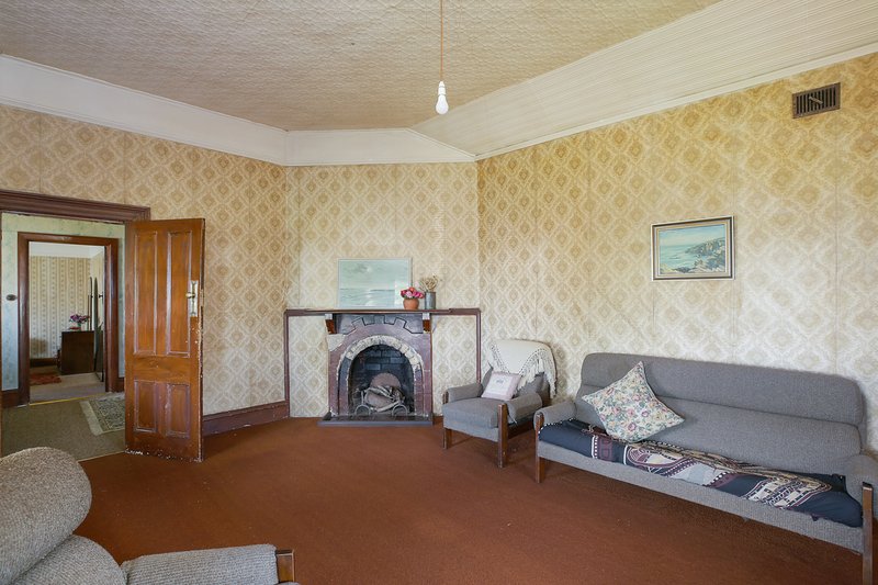 Photo - 6 Shaw Street, Camperdown VIC 3260 - Image 5