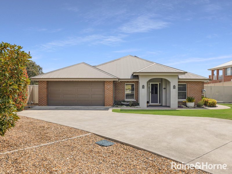 6 She Oak Close, Kelso NSW 2795