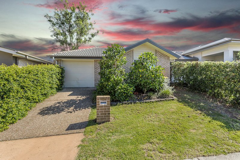 6 Shearer Crescent, Kallangur QLD 4503