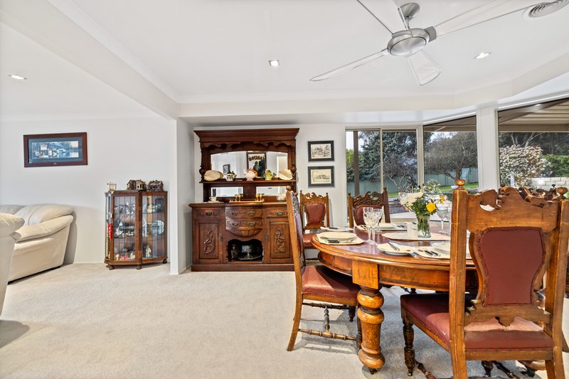 Photo - 6 Shearsby Crescent, Yass NSW 2582 - Image 16