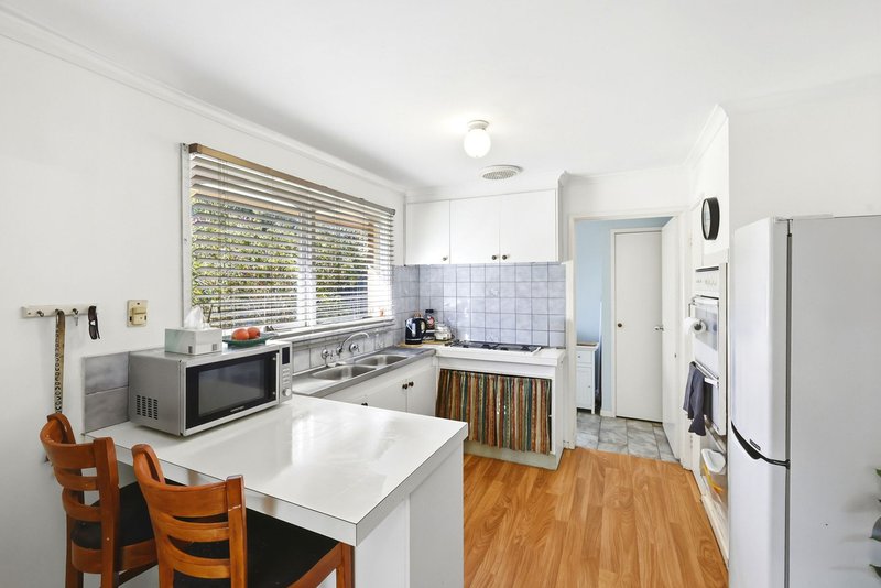 Photo - 6 Sheepfold Court, Melton West VIC 3337 - Image 2