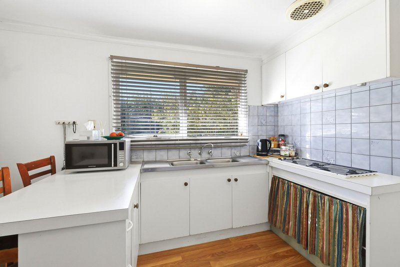 Photo - 6 Sheepfold Court, Melton West VIC 3337 - Image 3