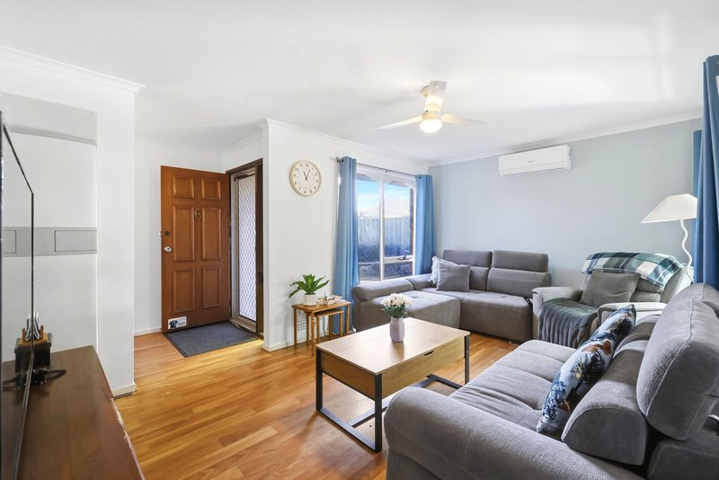 Photo - 6 Sheepfold Court, Melton West VIC 3337 - Image 6