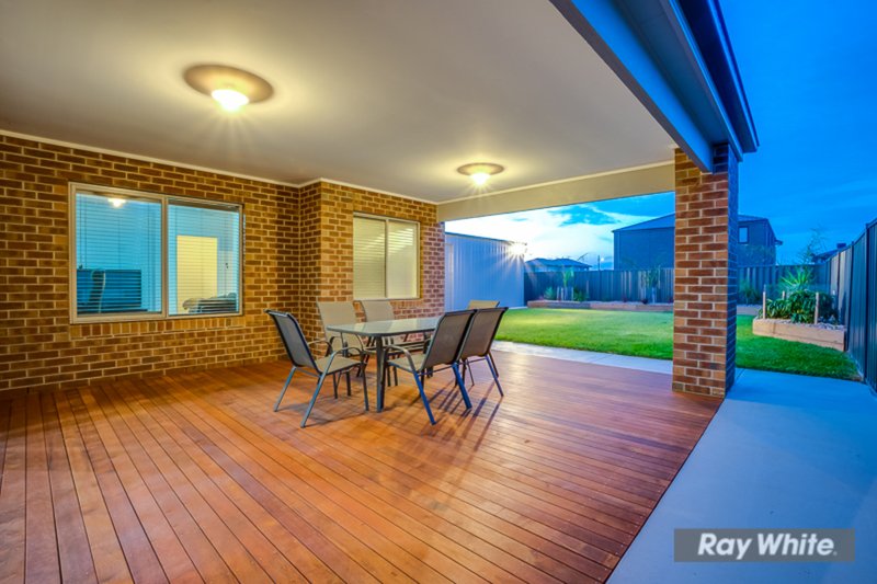 Photo - 6 Sherwood Street, Tarneit VIC 3029 - Image 17