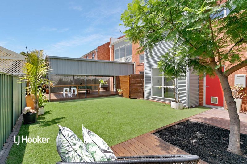 Photo - 6 Shipsters Lane, Mawson Lakes SA 5095 - Image 17