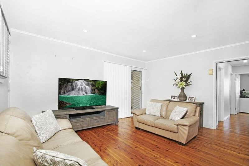 Photo - 6 Shrosphire Street, Miller NSW 2168 - Image 2