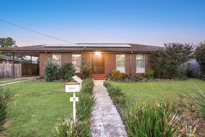 6 Silvan Grove, Hampton Park VIC 3976