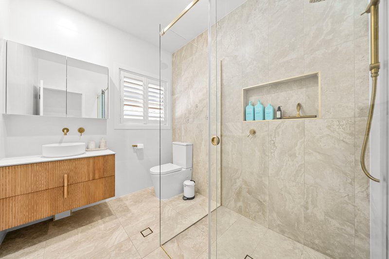 Photo - 6 Sixth Avenue, Balmoral QLD 4171 - Image 17