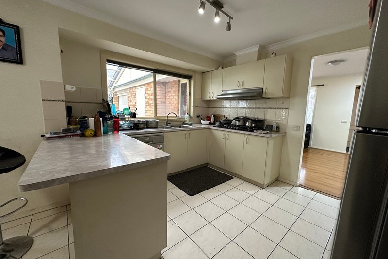 Photo - 6 Slessor Avenue, Lynbrook VIC 3975 - Image 7