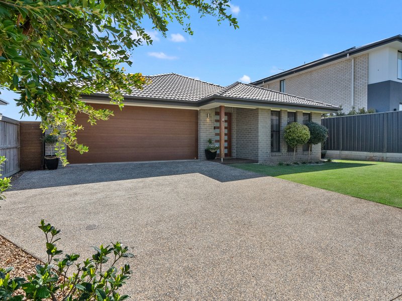 6 Somersby Court, Birkdale QLD 4159