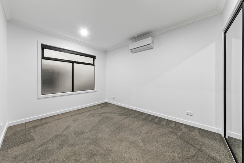 Photo - 6 Sooty Lane, Pakenham VIC 3810 - Image 10