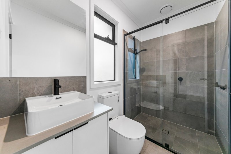 Photo - 6 Sooty Lane, Pakenham VIC 3810 - Image 14