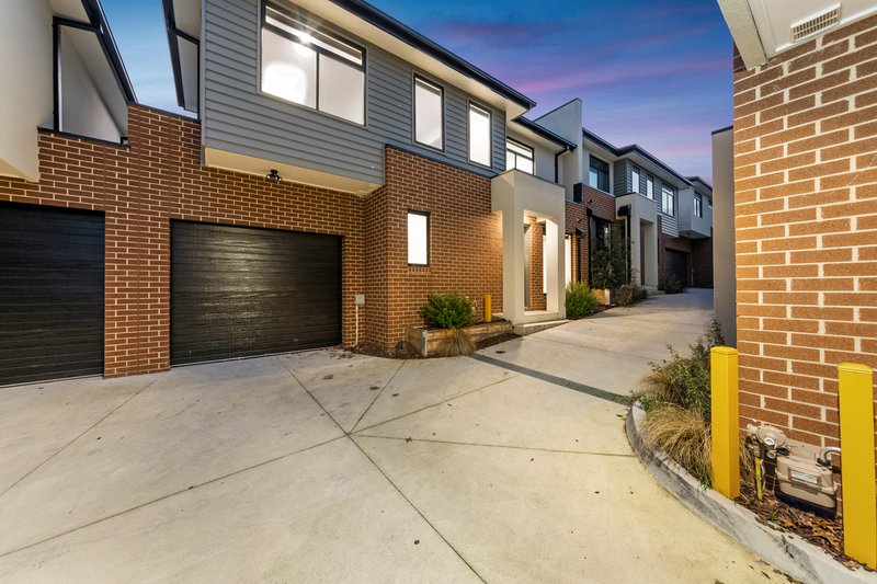 Photo - 6 Sooty Lane, Pakenham VIC 3810 - Image 17