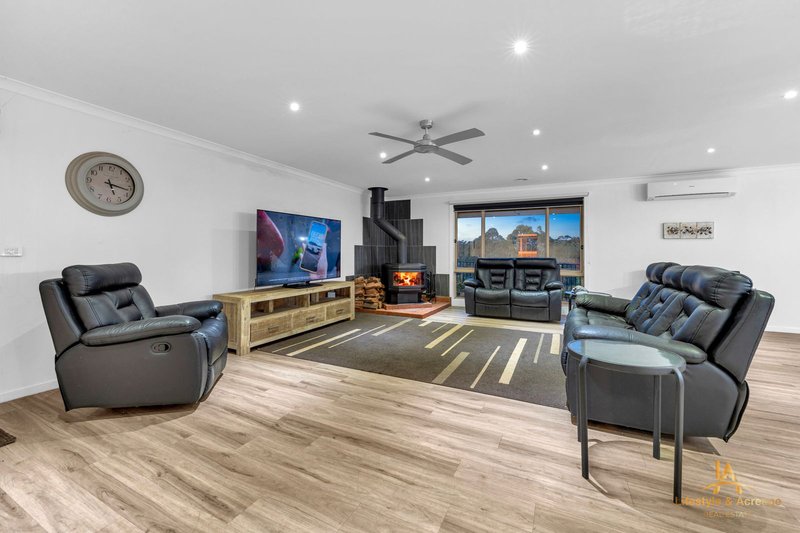 Photo - 6 South Fork Court, Drouin VIC 3818 - Image 13