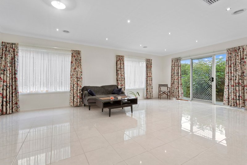 Photo - 6 Southdown Rise, Mernda VIC 3754 - Image 4