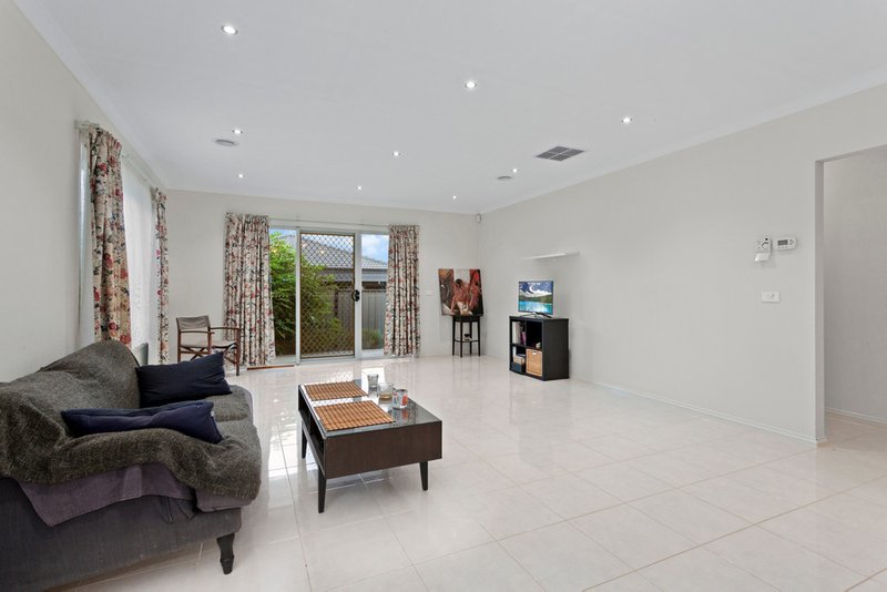 Photo - 6 Southdown Rise, Mernda VIC 3754 - Image 6