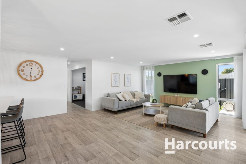 Photo - 6 Spinosa Chase, Jindalee WA 6036 - Image 12
