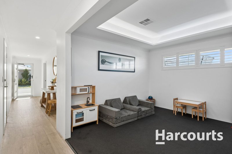 Photo - 6 Spinosa Chase, Jindalee WA 6036 - Image 15