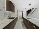 Photo - 6 Split Close, Prestons NSW 2170 - Image 5