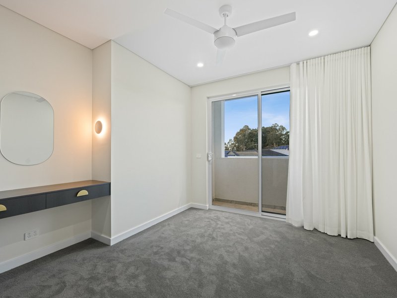 Photo - 6 Split Close, Prestons NSW 2170 - Image 9