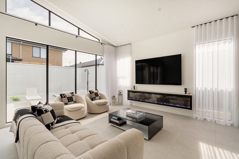 Photo - 6 Spreading Road, Mickleham VIC 3064 - Image 9