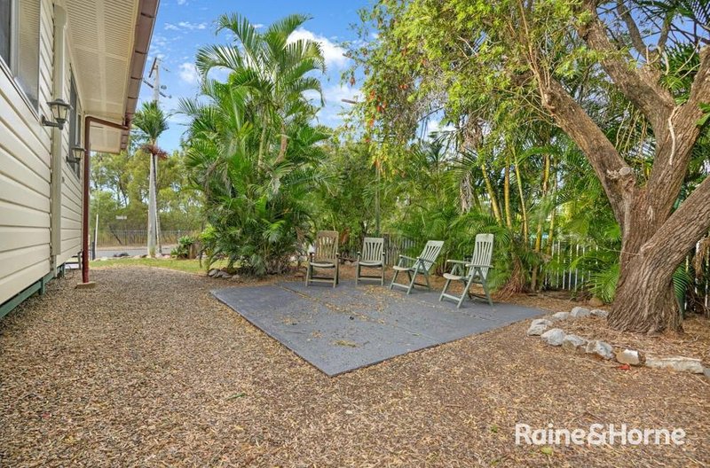 Photo - 6 Squire Street, Toolooa QLD 4680 - Image 15