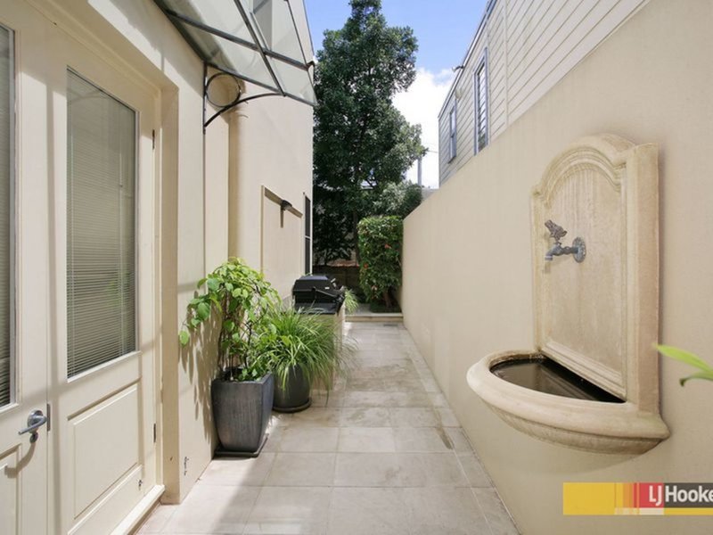 Photo - 6 St Andrews Street, Balmain NSW 2041 - Image 9